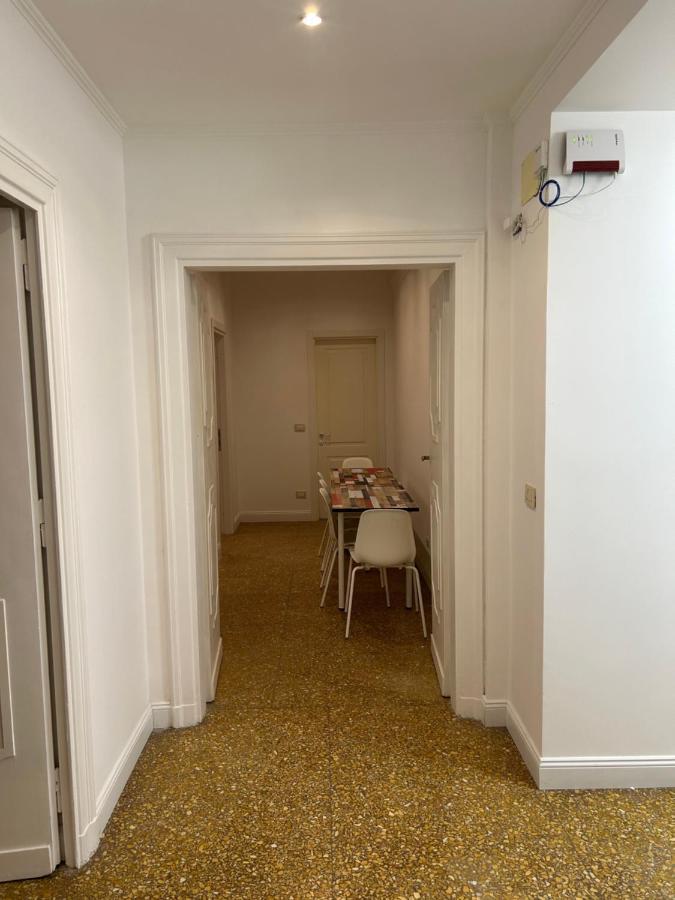 Raffaello'S Place Rome Exterior photo