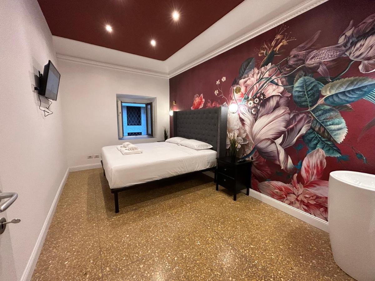 Raffaello'S Place Rome Exterior photo